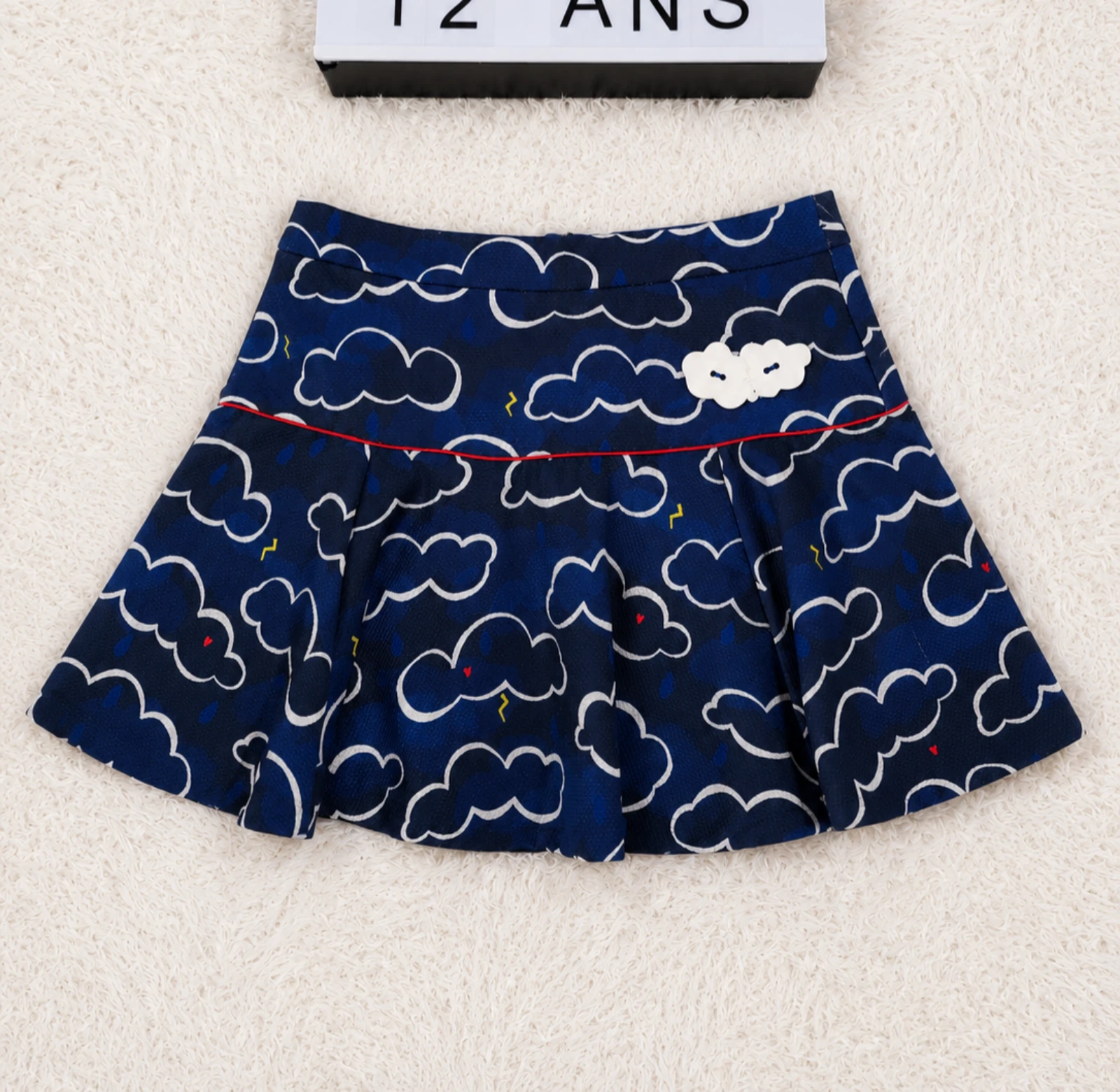 Saia Catimini com estampa de nuvens 12 anos 👒 – photo 2
